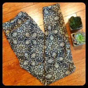 Black Cream & White Lace Paisley OS leggings